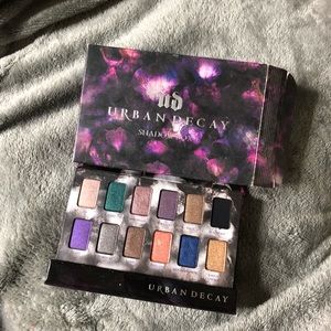 Urban decay shadow box